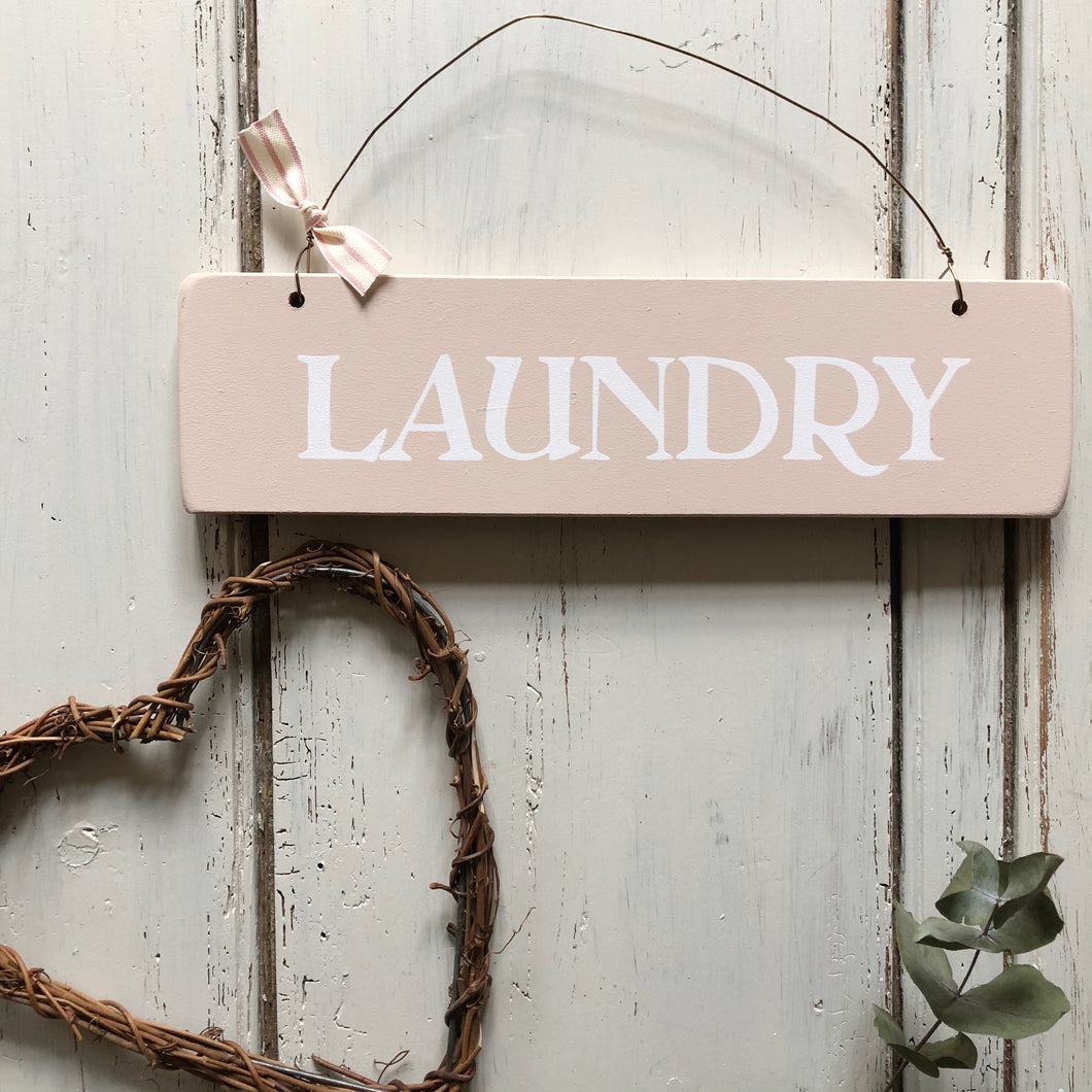 Laundry Hanging Sign VARIOUS COLOURS